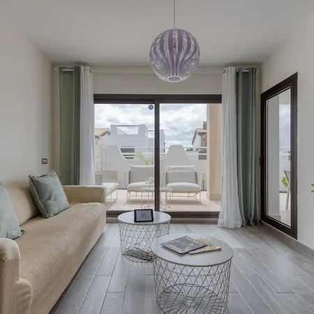 Homeforguest Flat With Large Terrace In Modern Residential Complex With Swimming Pool