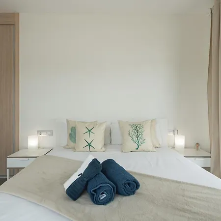 Homeforguest Flat With Large Terrace In Modern Residential Complex With Swimming Pool Lägenhet