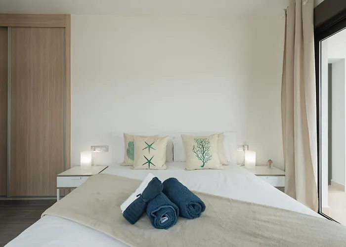 Homeforguest Flat With Large Terrace In Modern Residential Complex With Swimming Pool Apartment