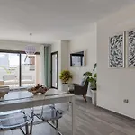 Lejlighed Homeforguest Flat With Large Terrace In Modern Residential Complex With Swimming Pool *